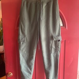 Unisex Green Cargo Jogger Pants - Brand Unspecified